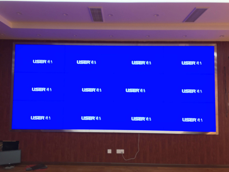 深圳“高富帥”地鐵11號(hào)線，全程選用優(yōu)色專顯高清設(shè)備      ______央視網(wǎng)全程報(bào)道，品牌來(lái)源實(shí)力，實(shí)力見(jiàn)證品質(zhì)